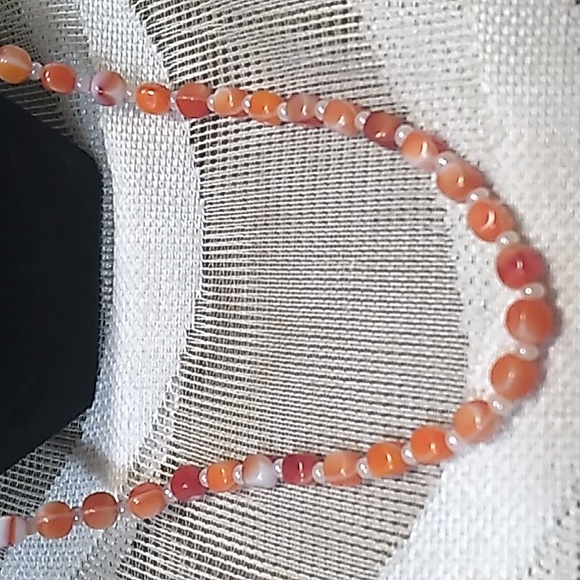AMAZING 30 Inch Orange Agate Beaded Necklace - Picture 5 of 9